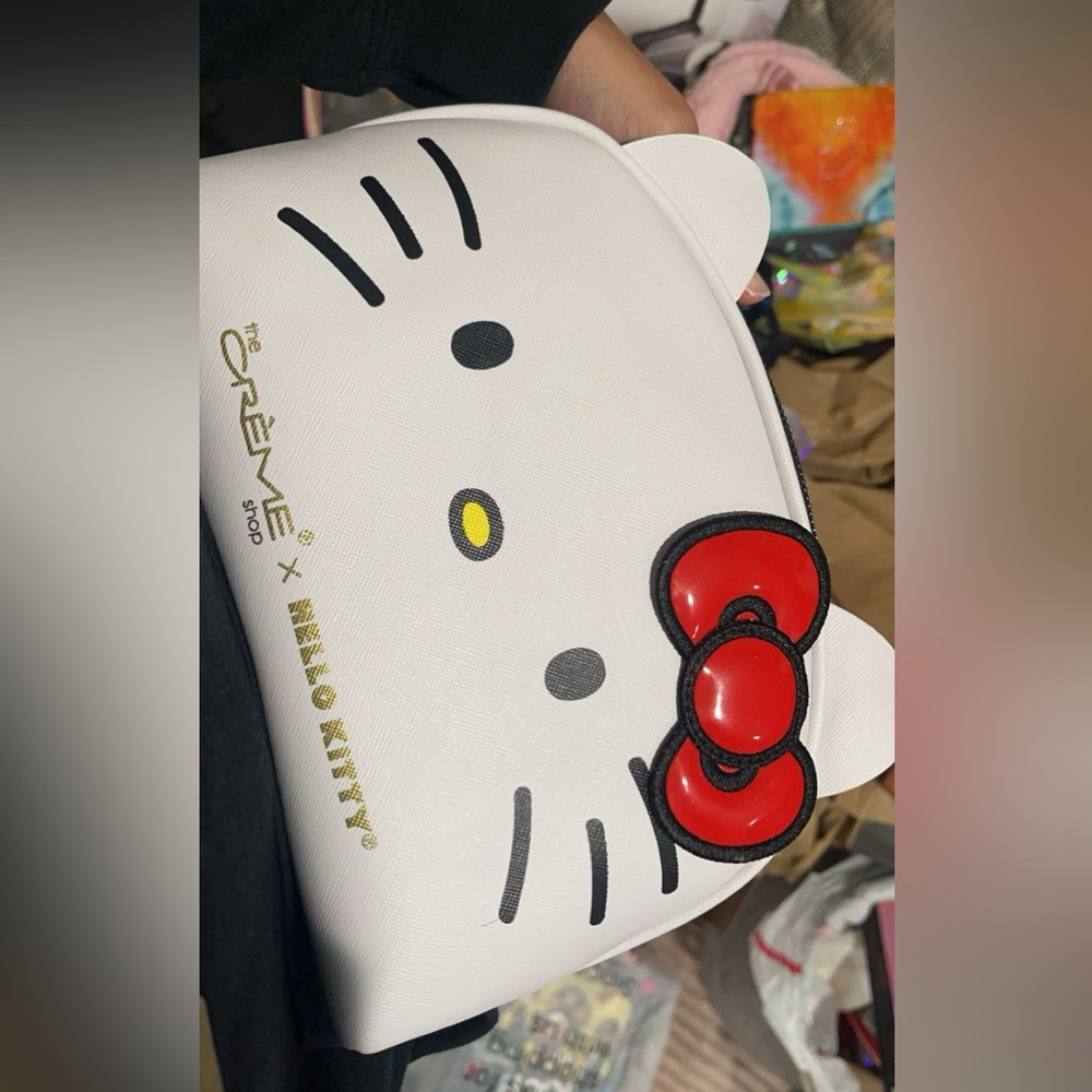Hello Kitty makeup bag